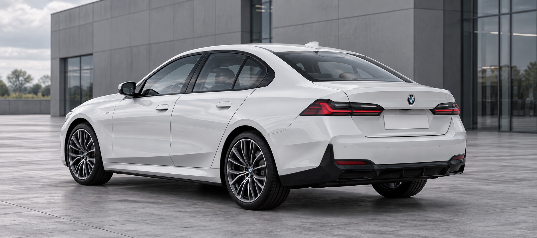 BMW 5 серии G60 — задний ракурс