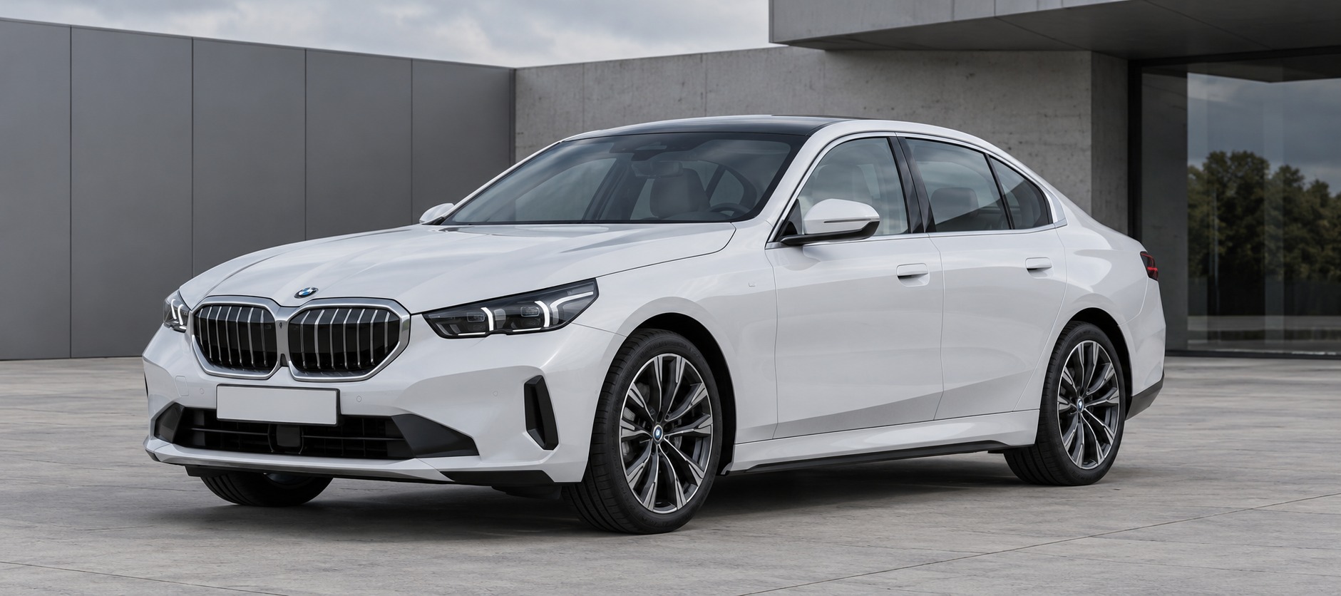 BMW 5 серии G60 — передний ракурс