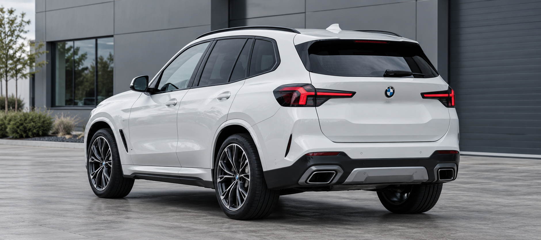 BMW X3 G45 — вид сзади