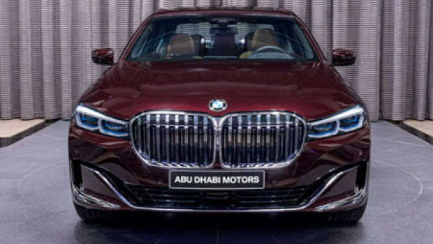 BMW 7 серии LCI G12 в Абу-Даби