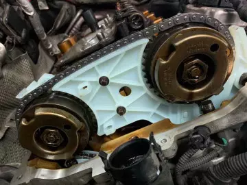 Замена цепи ГРМ и масляного насоса на F10 520i Замена цепи ГРМ и масляного насоса на F10 520i