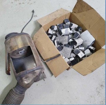 Удаление сажевого фильтра и чип тюнинг БМВ Х5 Удаление сажевого фильтра и чип тюнинг БМВ Х5