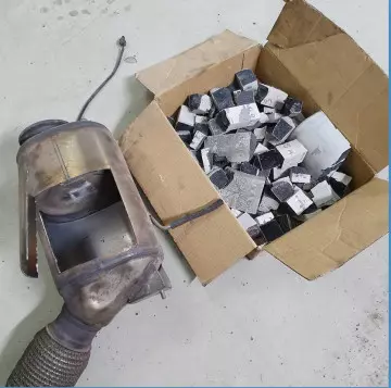 Удаление сажевого фильтра и чип тюнинг БМВ Х5 Удаление сажевого фильтра и чип тюнинг БМВ Х5