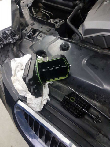 Ремонт DISA - замена заслонки на БМВ Е60 Ремонт DISA - замена заслонки на БМВ Е60