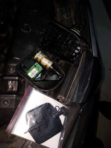 Ремонт DISA - замена заслонки на БМВ Е60 Ремонт DISA - замена заслонки на БМВ Е60