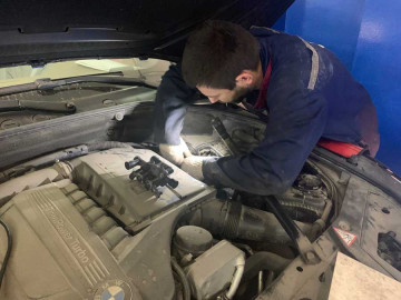 Замена клапанов печки БМВ Замена клапанов печки БМВ