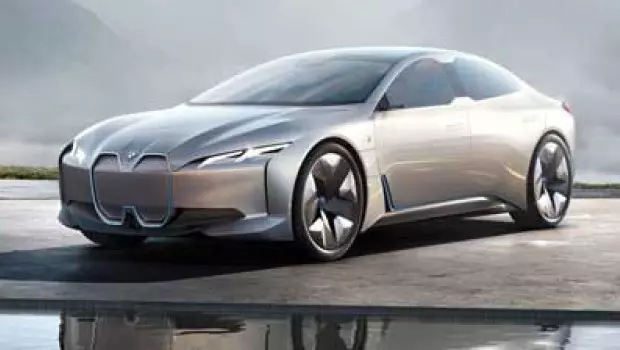 Выпуск нового BMW i4 становится все ближе