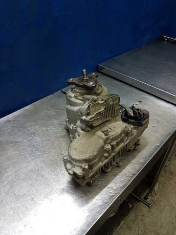 Ремонт раздаточной коробки F13 650i Ремонт раздаточной коробки F13 650i