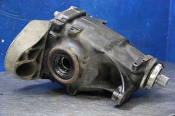 Ремонт заднего редуктора BMW F30 Ремонт заднего редуктора BMW F30