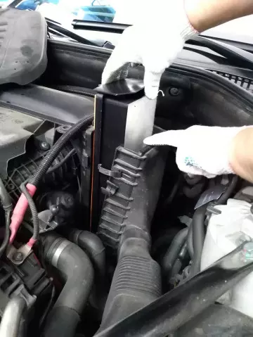 Техническое обслуживание БМВ 7 серии F02 730LD Техническое обслуживание БМВ 7 серии F02 730LD