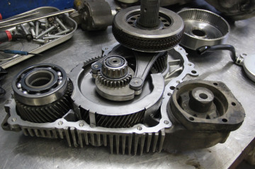 Ремонт раздаточной КПП BMW ATC300 Ремонт раздаточной КПП BMW ATC300